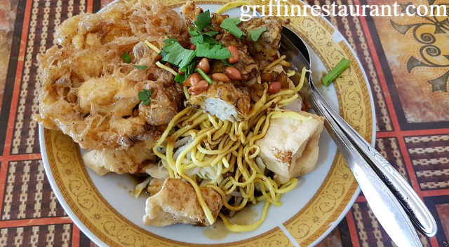 Tahu Kupat Sido Mampir: Kuliner Jawa Paling Lezat